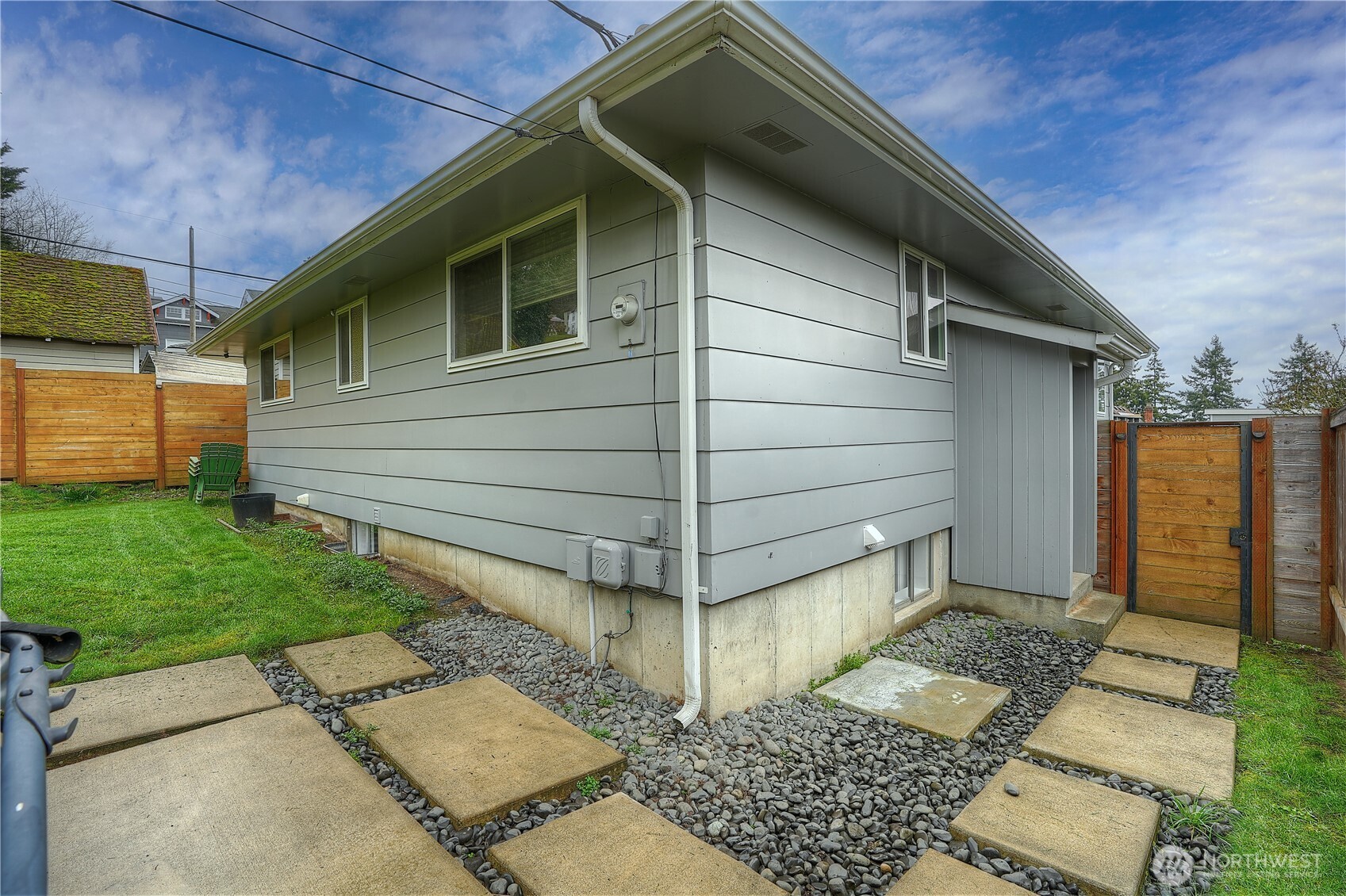 1206 E 29th st , Tacoma, WA 98404