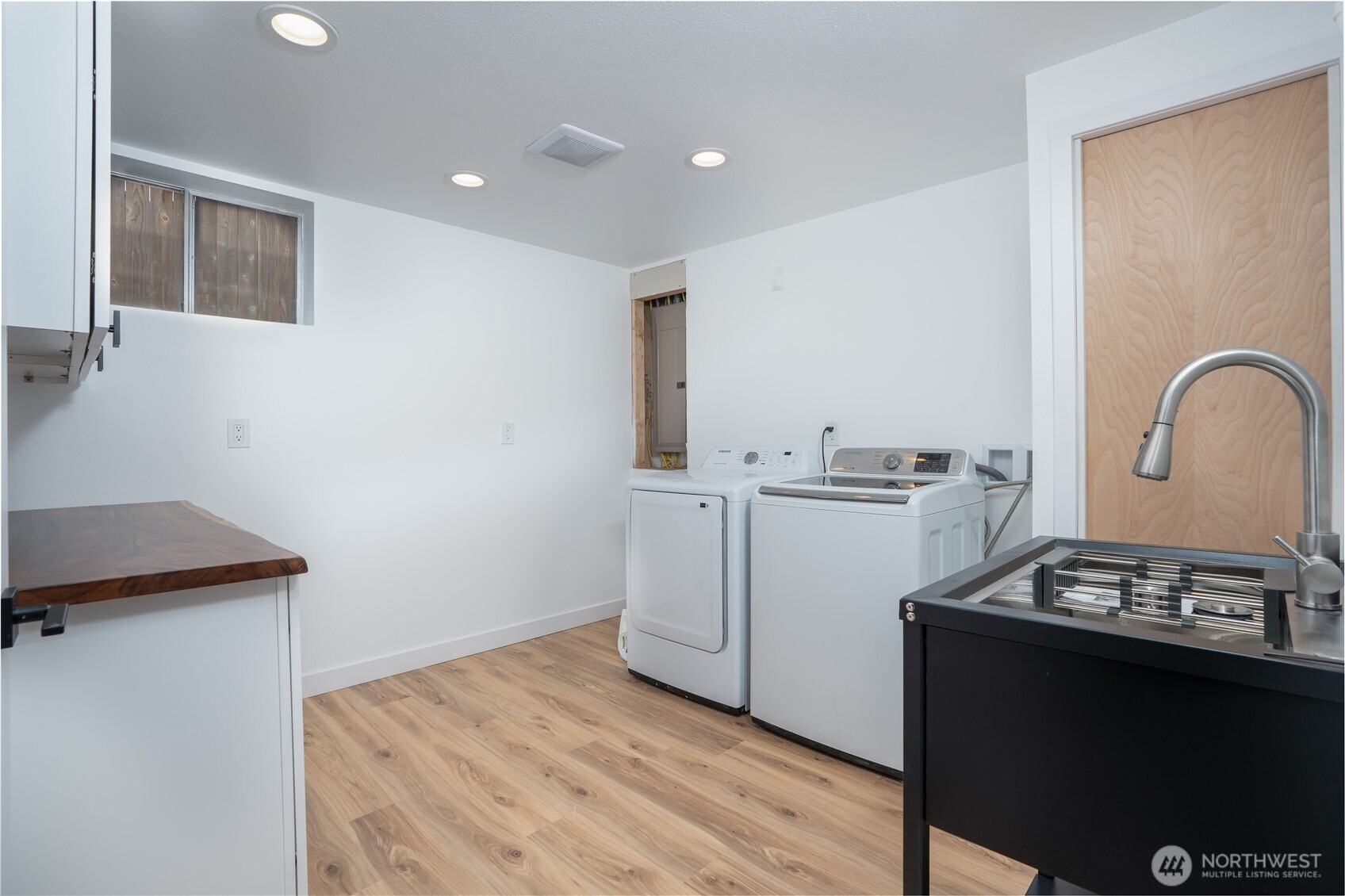 1206 E 29th st , Tacoma, WA 98404