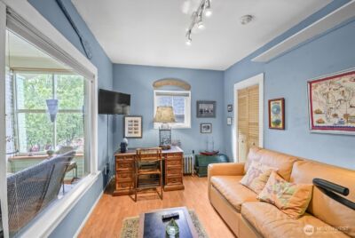 5833 Woodlawn Avenue N, Seattle, WA 98103 - Photo 11