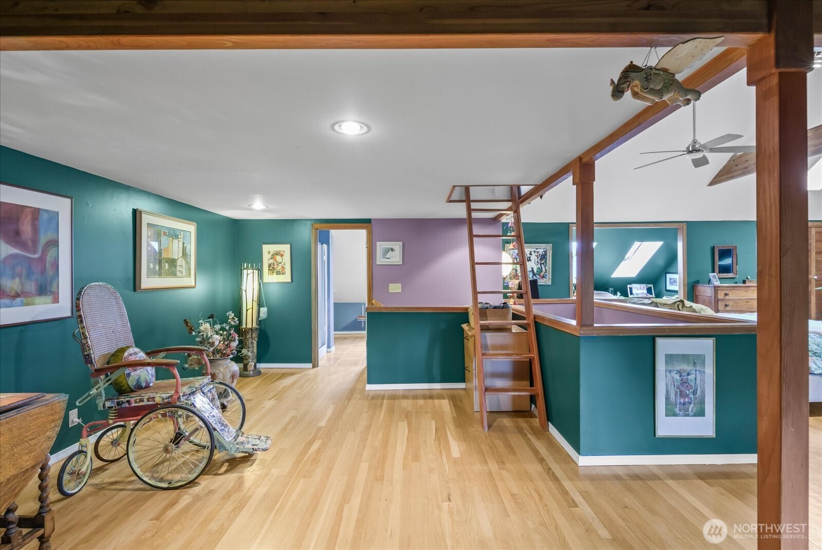 5833 Woodlawn Avenue N, Seattle, WA 98103