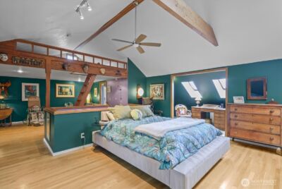 5833 Woodlawn Avenue N, Seattle, WA 98103 - Photo 22