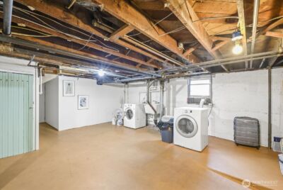 5833 Woodlawn Avenue N, Seattle, WA 98103 - Photo 26