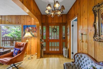 5833 Woodlawn Avenue N, Seattle, WA 98103 - Photo 5