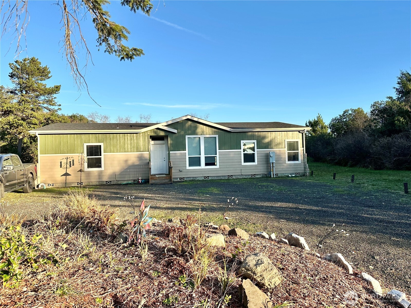 331 Palmer Street SW, Ocean Shores, WA 98569