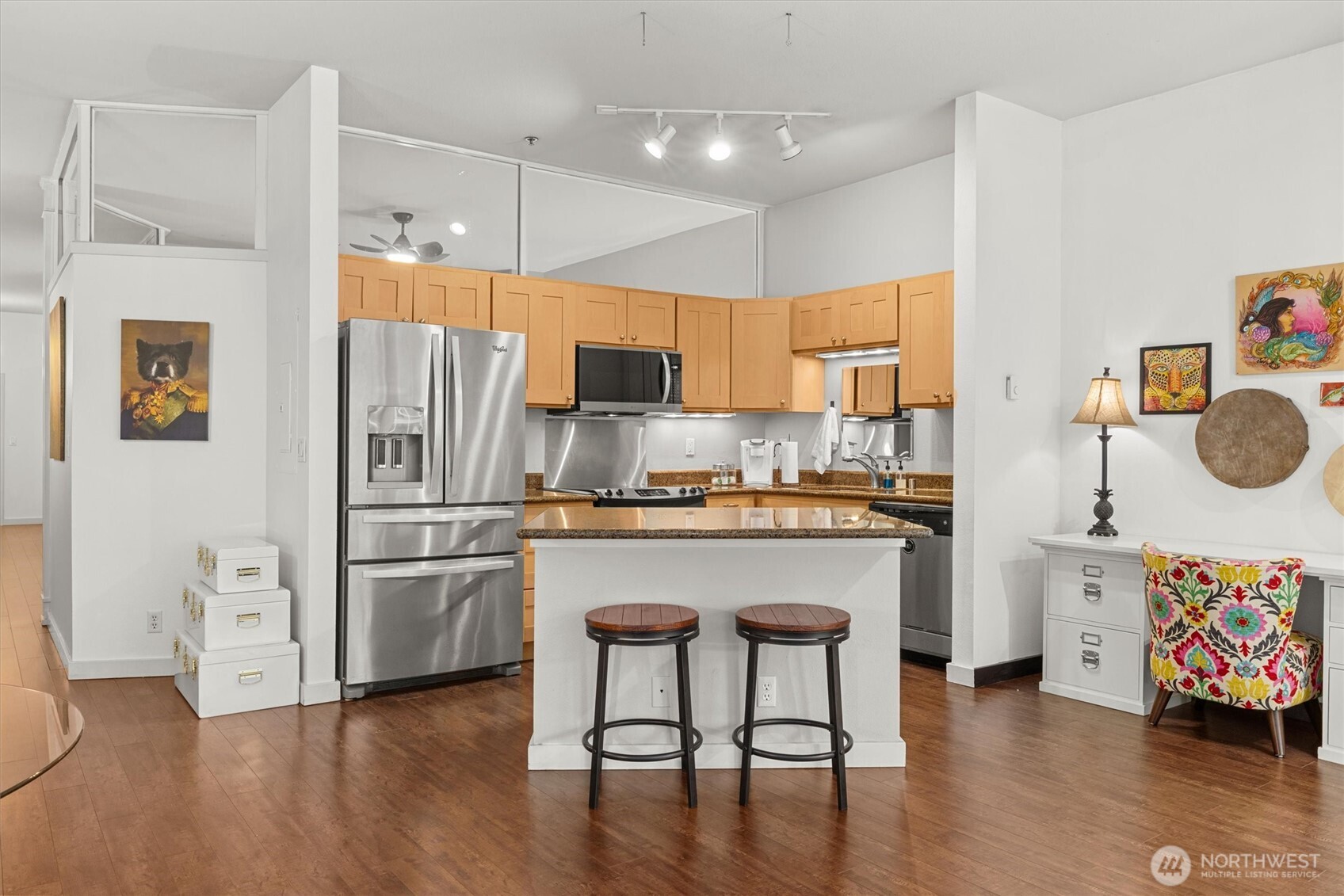 526 1st Avenue S #404, Seattle, WA 98104