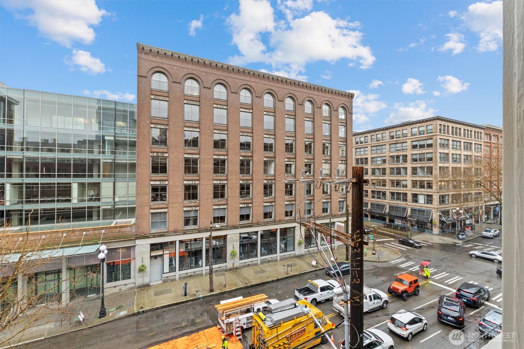 526 1st Avenue S #404, Seattle, WA 98104