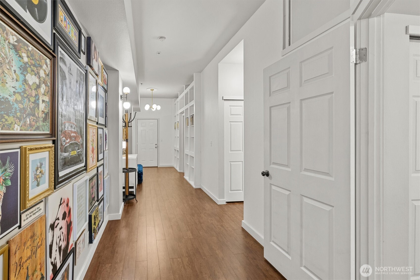 526 1st Avenue S #404, Seattle, WA 98104