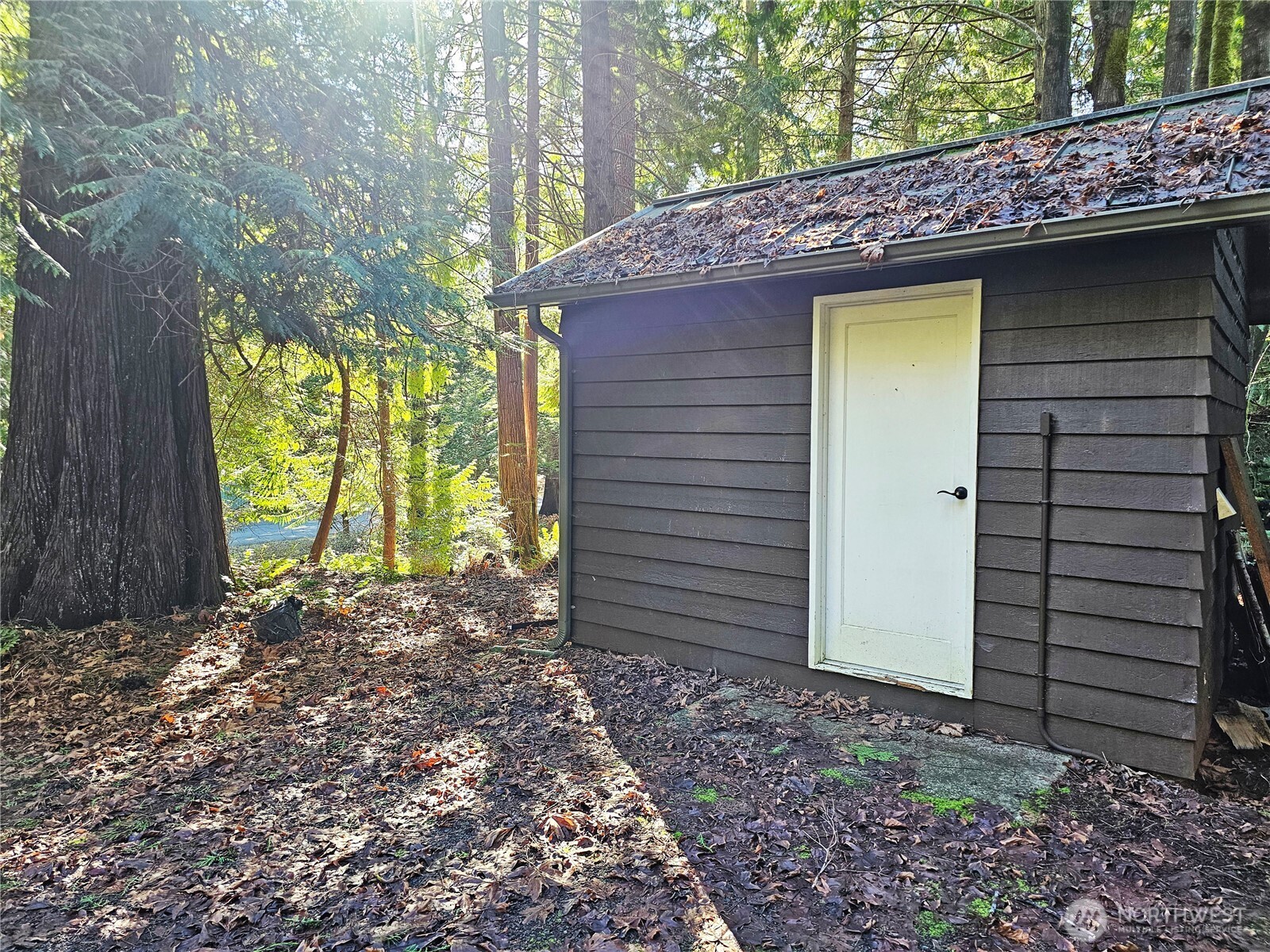 121 Bay View Avenue , Brinnon, WA 98320