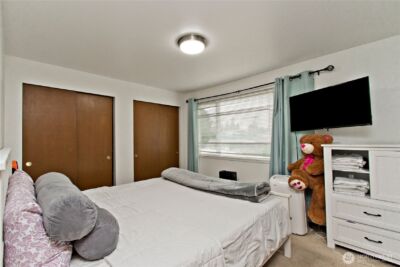 10319 SE 228th Street , Kent, WA 98031 - Photo 14
