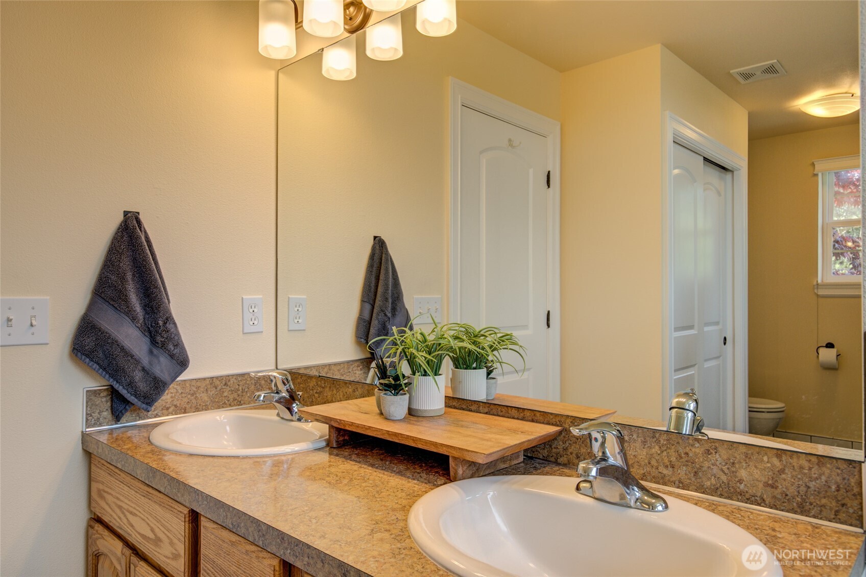 600 Ocean Shores Boulevard SW, Ocean Shores, WA 98569