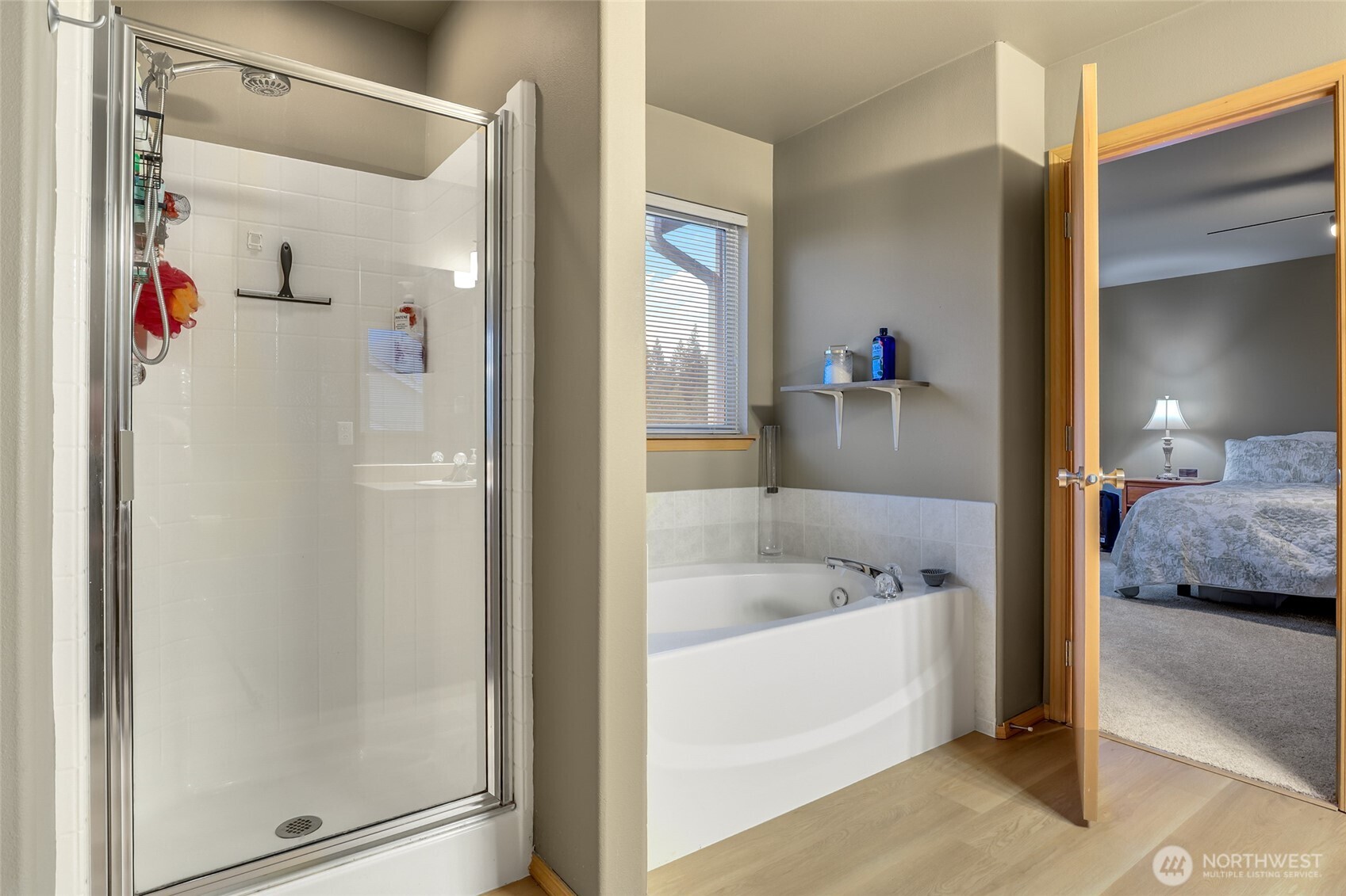 9406 225th Way NE, Redmond, WA 98053