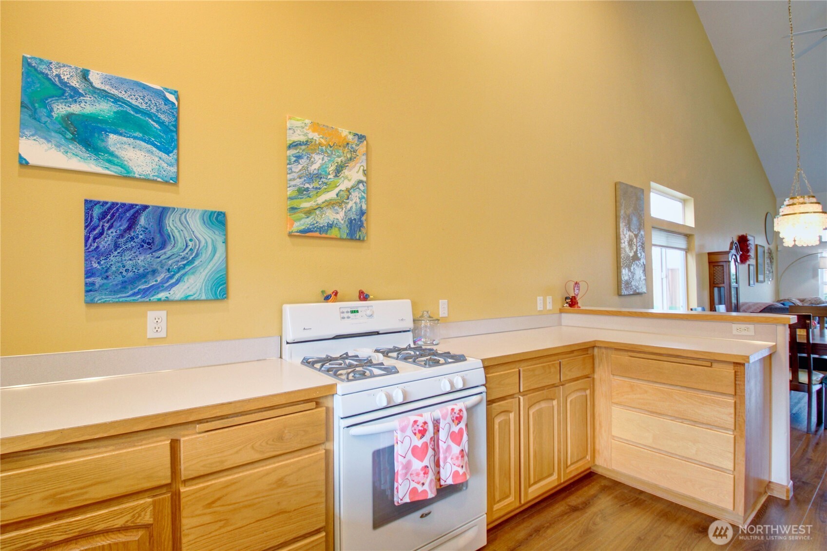 170 NW 13th Court , Oak Harbor, WA 98277