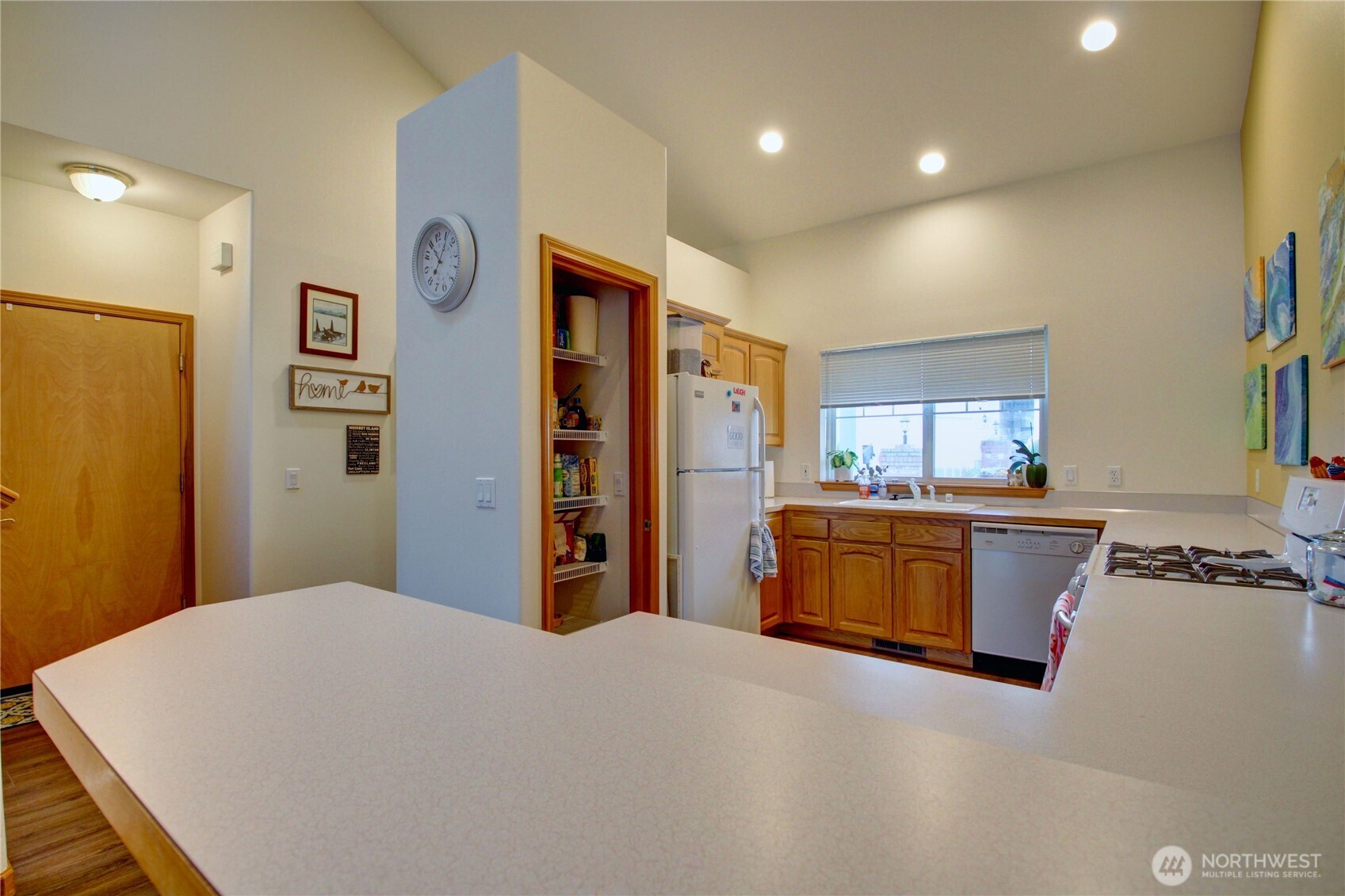 170 NW 13th Court , Oak Harbor, WA 98277