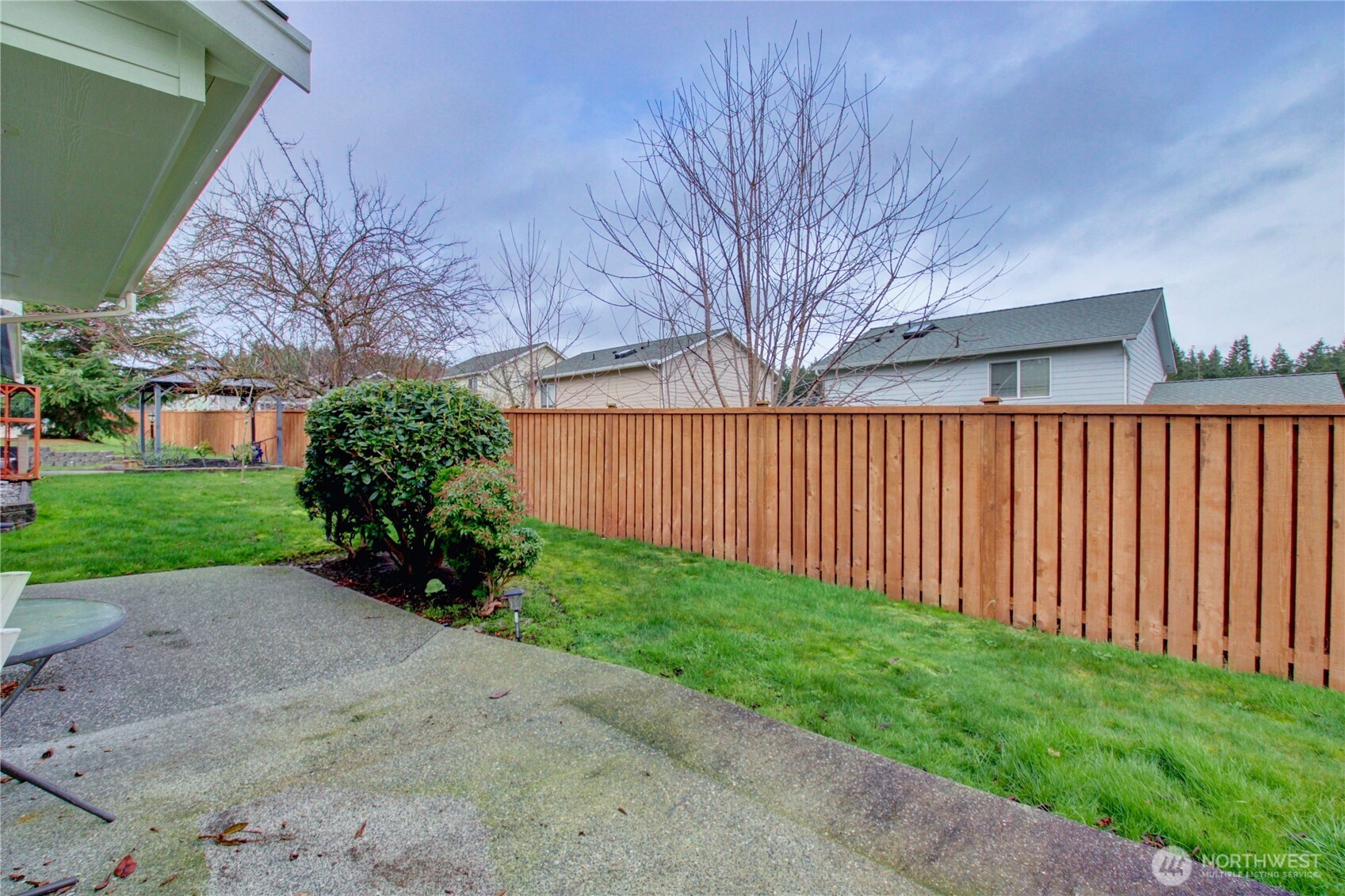 170 NW 13th Court , Oak Harbor, WA 98277