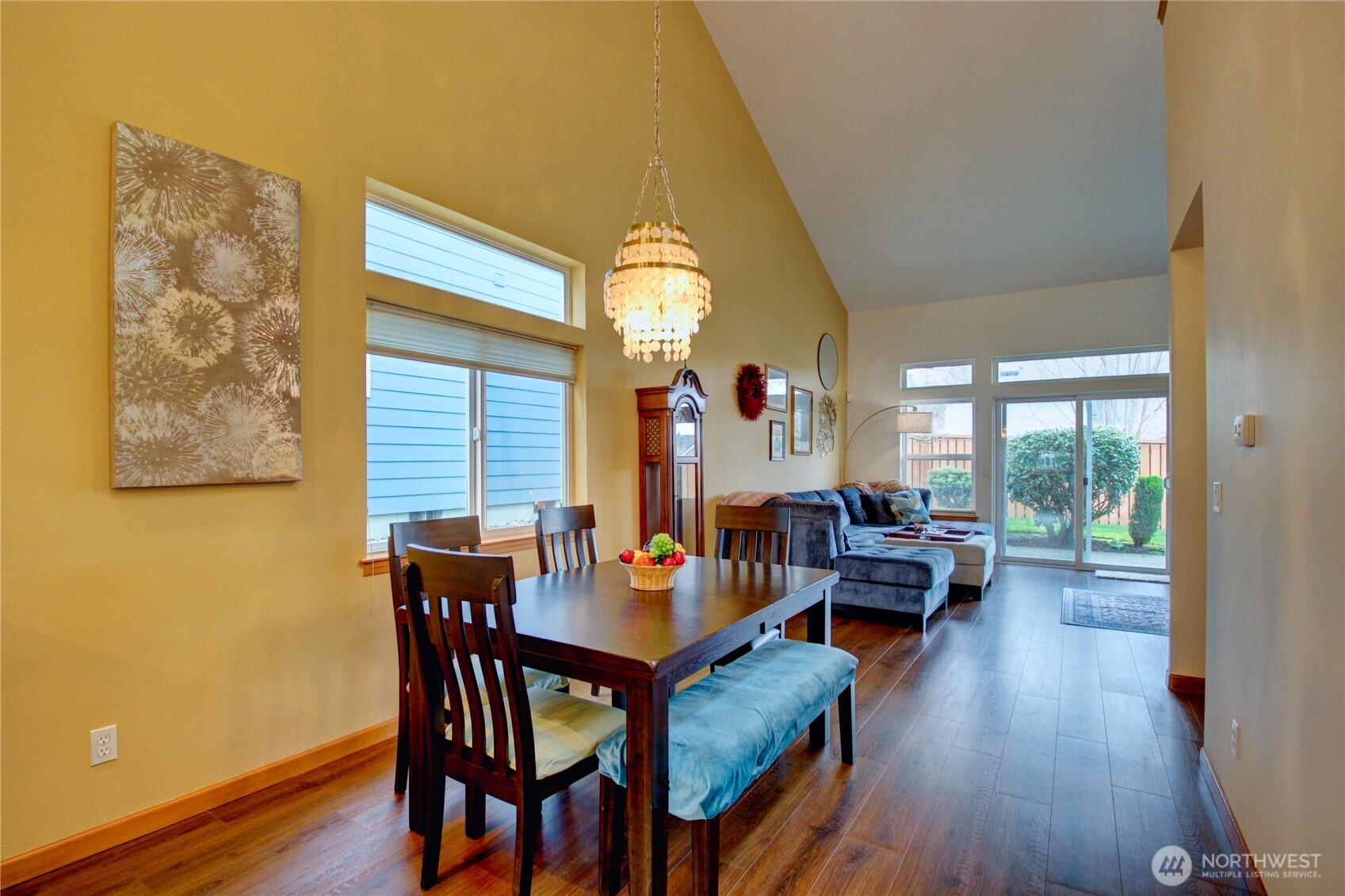 170 NW 13th Court , Oak Harbor, WA 98277