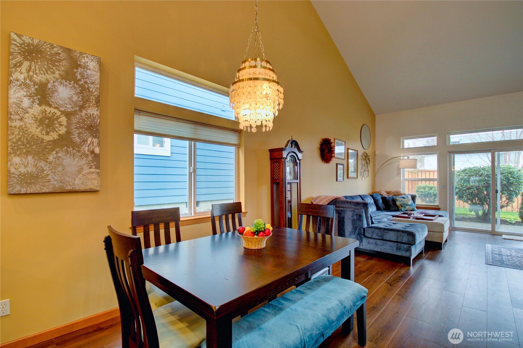 170 NW 13th Court , Oak Harbor, WA 98277