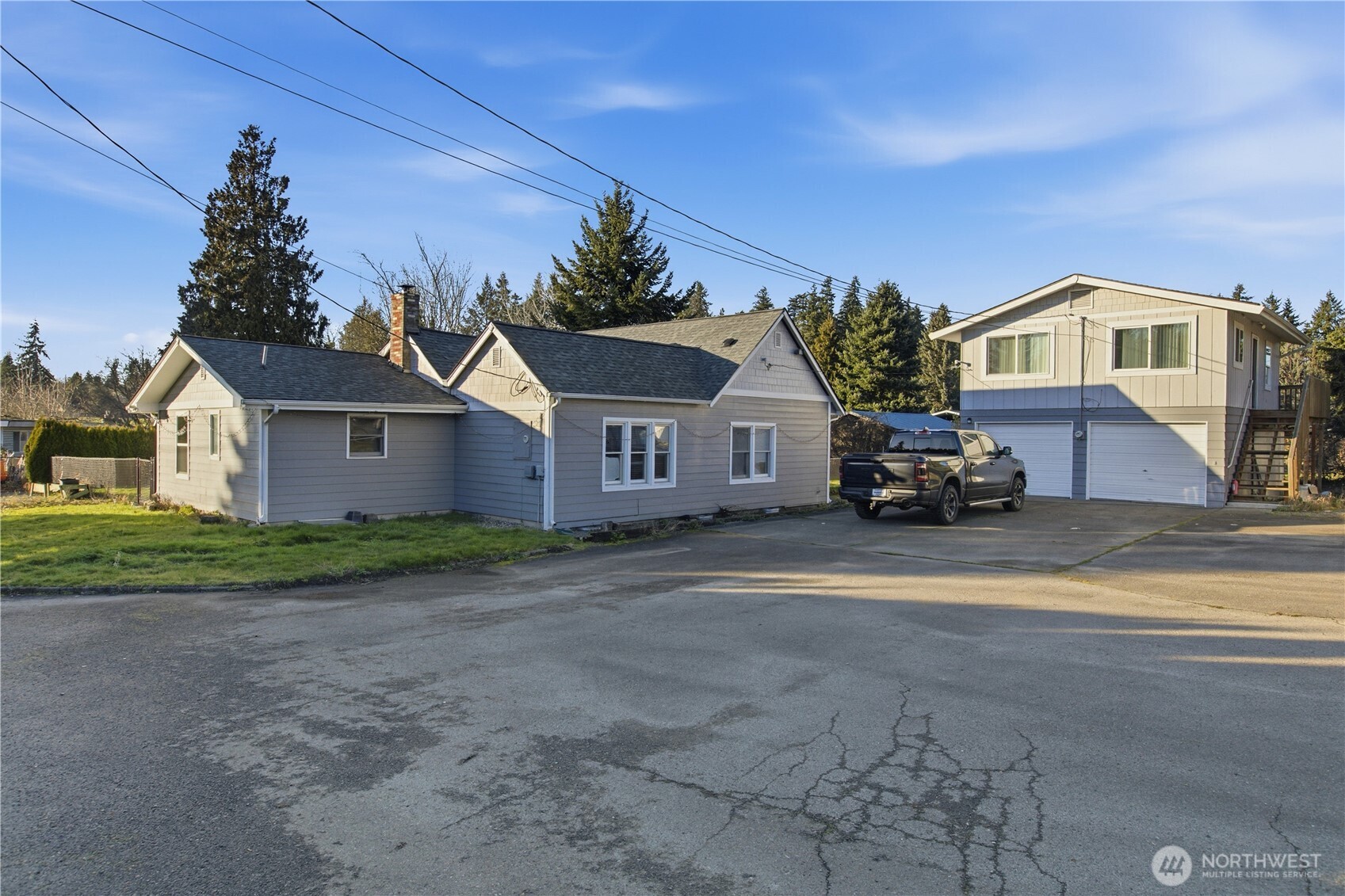 10709 Woodland Avenue E, Puyallup, WA 98373