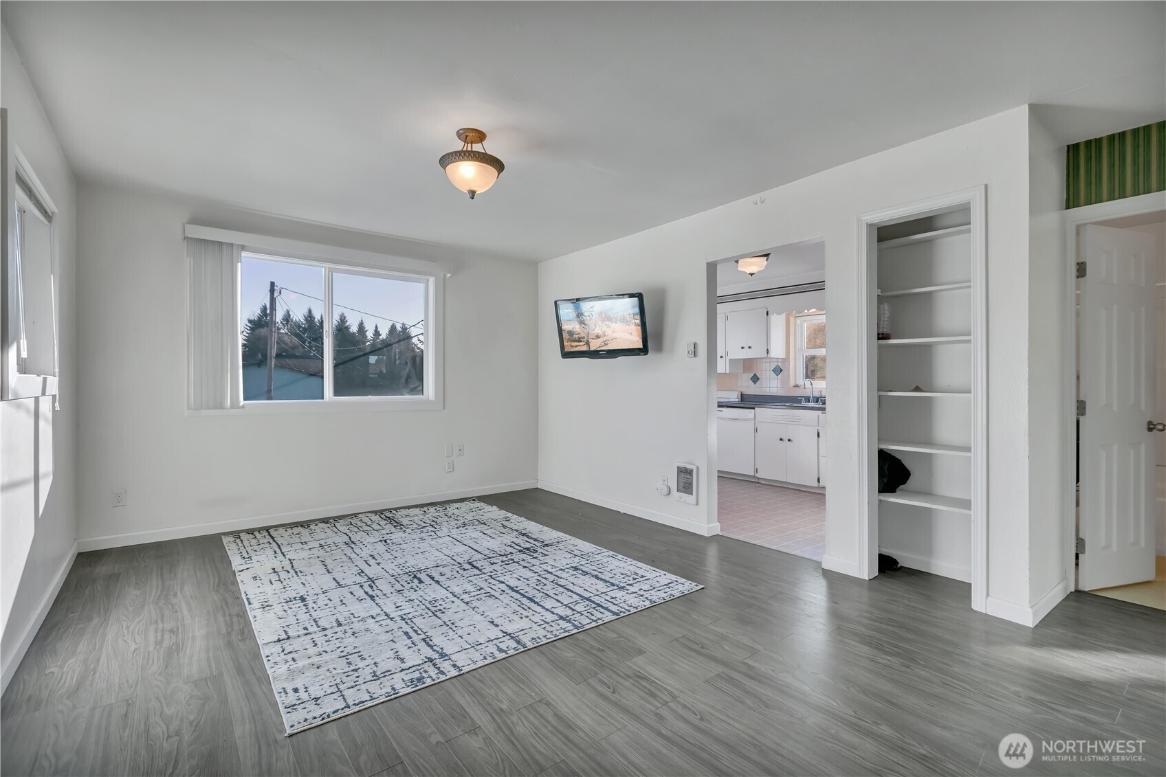 10709 Woodland Avenue E, Puyallup, WA 98373