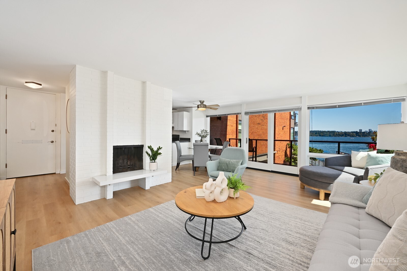 2360 43rd Avenue E #203, Seattle, WA 98112