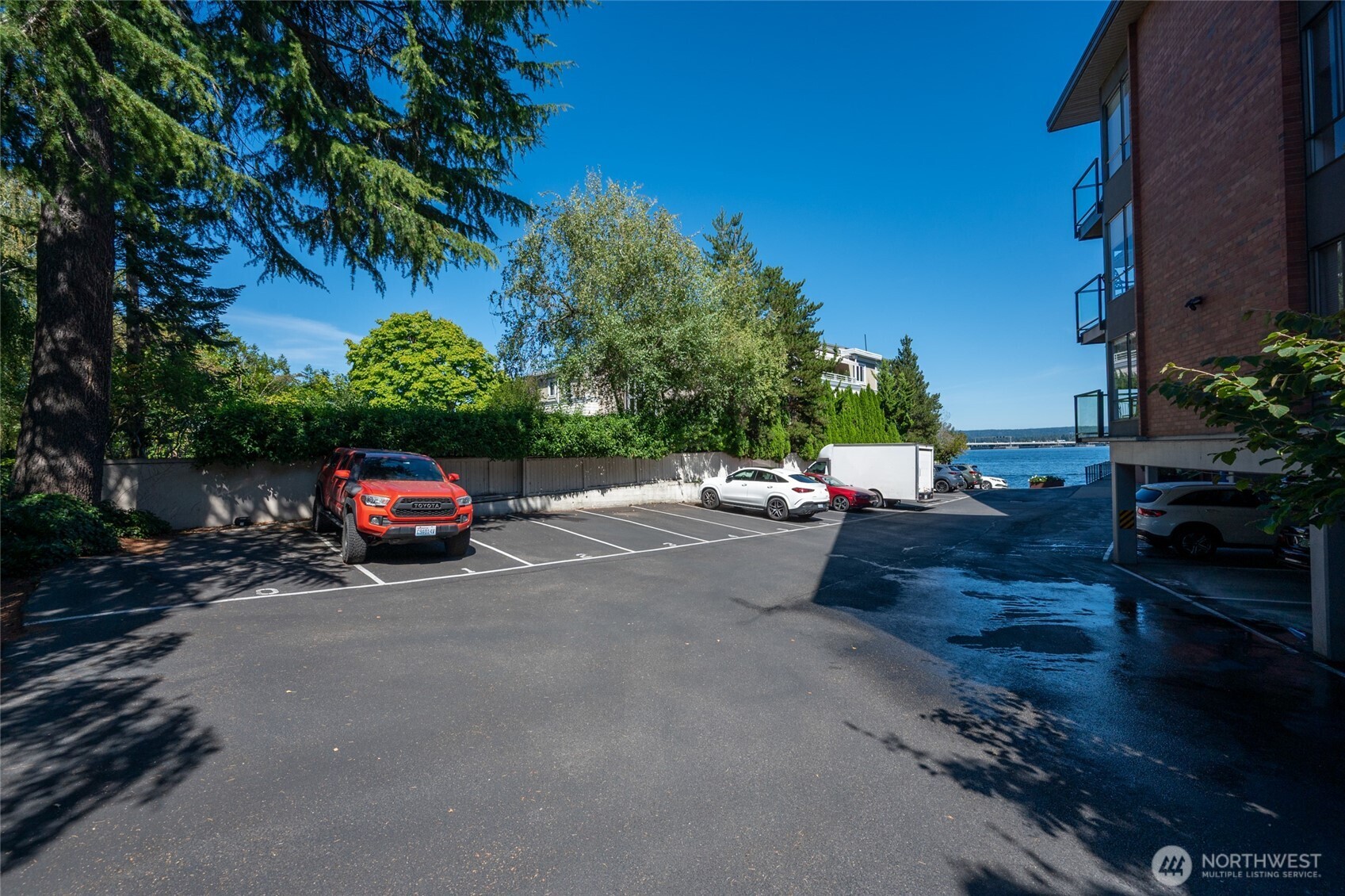 2360 43rd Avenue E #203, Seattle, WA 98112