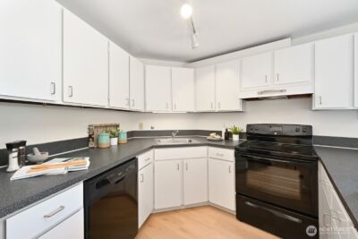 2360 43rd Avenue E #203, Seattle, WA 98112 - Photo 6