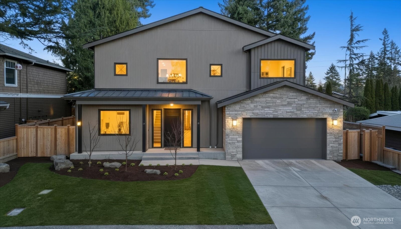 1020 107th Avenue SE, Bellevue, WA 98004