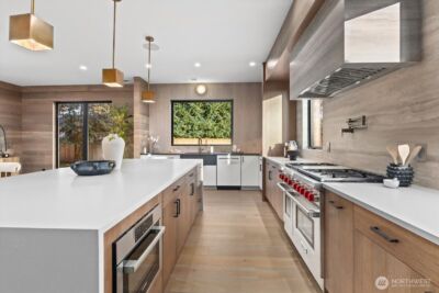 1020 107th Avenue SE, Bellevue, WA 98004 - Photo 13