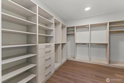 1020 107th Avenue SE, Bellevue, WA 98004 - Photo 19