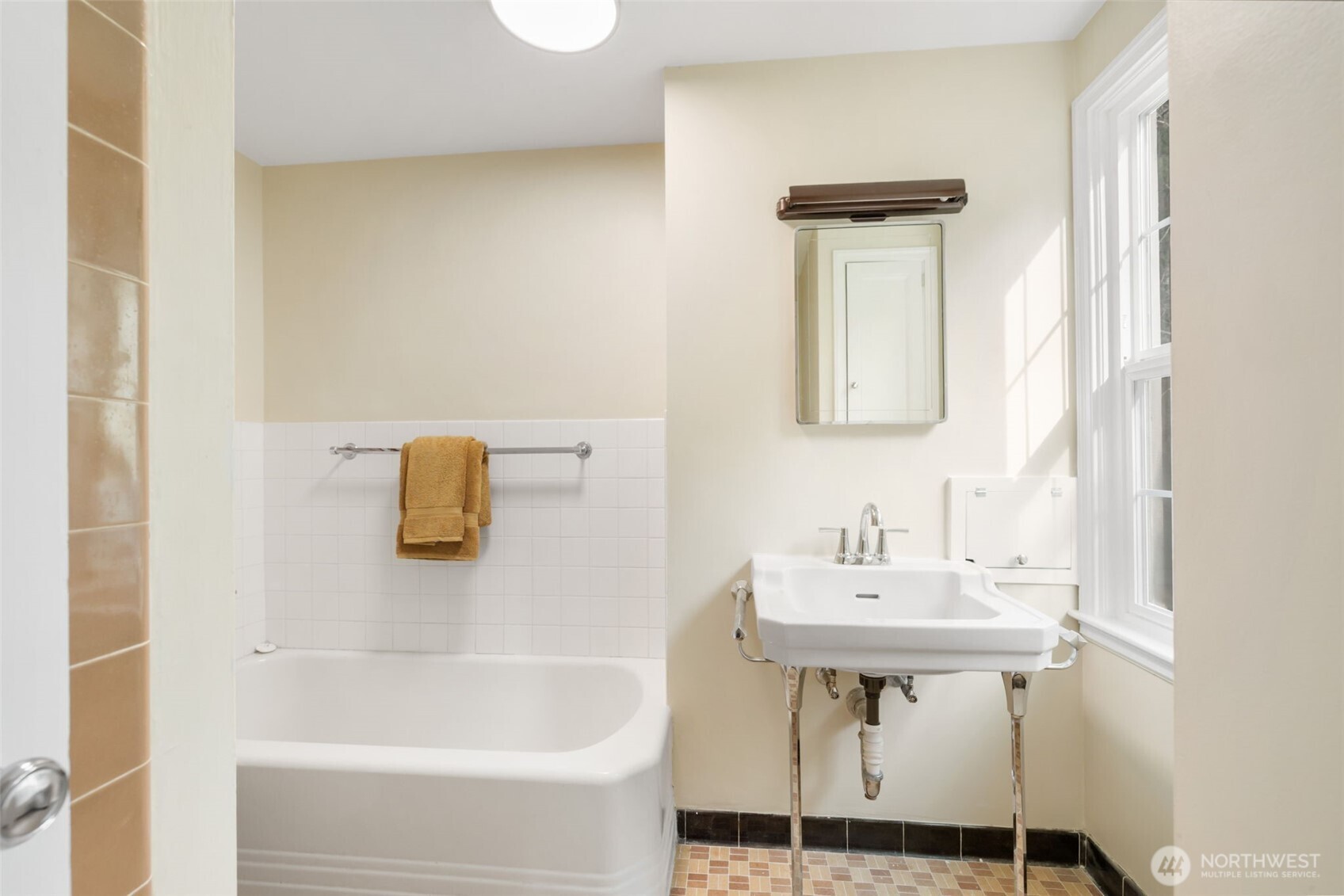 9520 Dishman Road NW, Bremerton, WA 98312