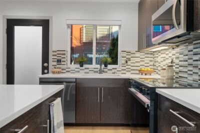 4714 Delridge Way SW, Seattle, WA 98106 - Photo 13