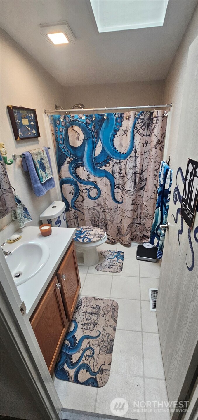 13201 Pacific Highway , Long Beach, WA 98631