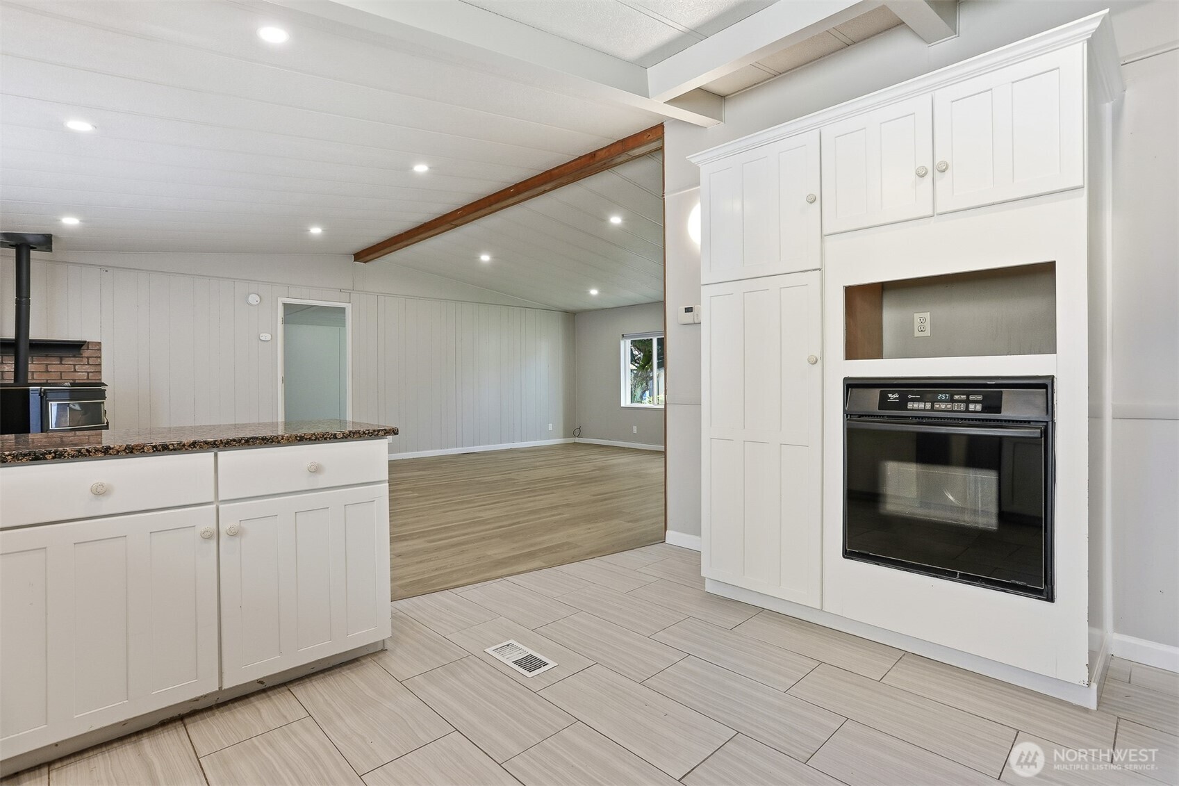 23728 Vista View , Bothell, WA 98021