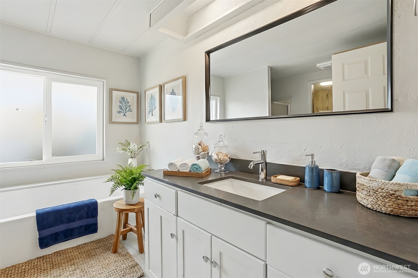 23728 Vista View , Bothell, WA 98021