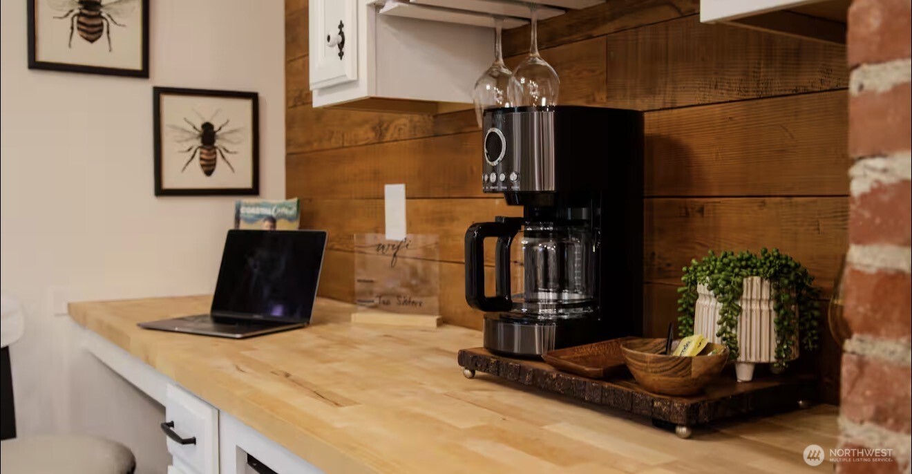 402 Burleigh , Aberdeen, WA 98520