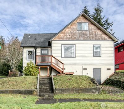 402 Burleigh , Aberdeen, WA 98520 - Photo 3