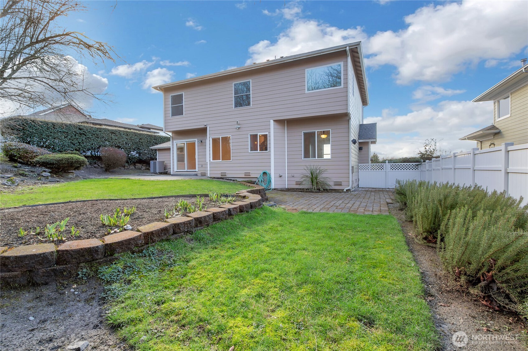 758 Tufts Avenue E, Port Orchard, WA 98366