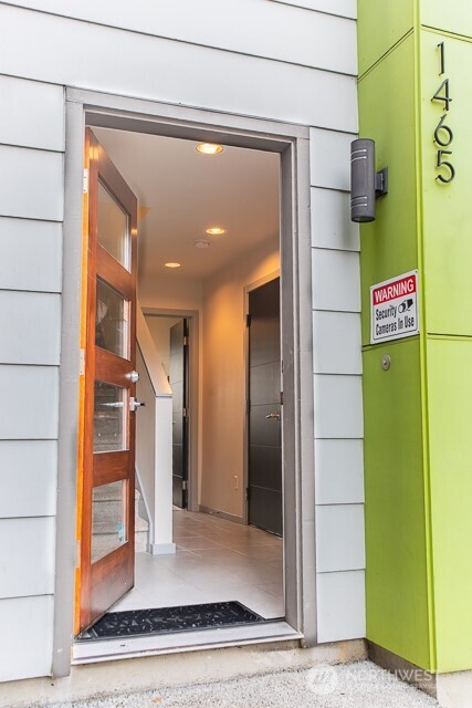 1465 S Columbian Way , Seattle, WA 98144