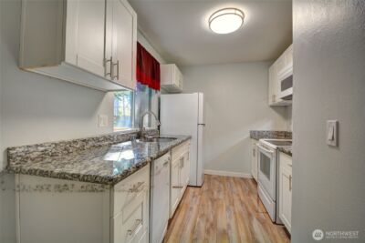 4807 180th Street SW #E105, Lynnwood, WA 98037 - Photo 4