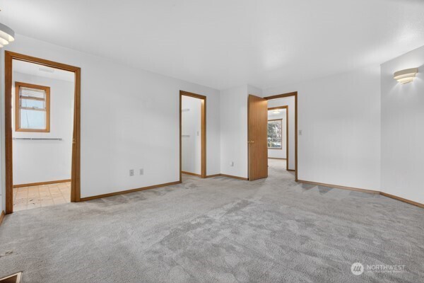 21622 120th Avenue SE, Kent, WA 98031