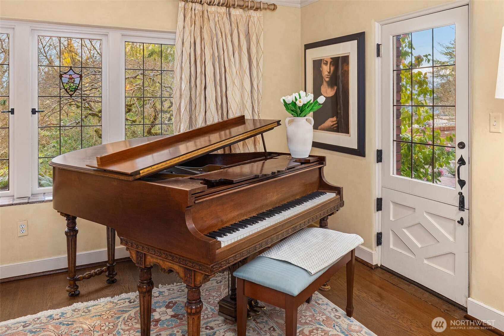 300 Maiden Lane E, Seattle, WA 98112