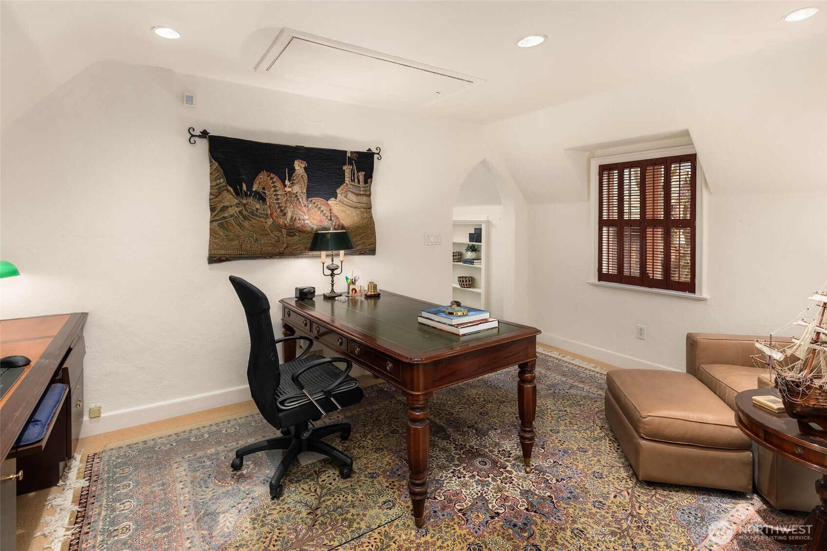 300 Maiden Lane E, Seattle, WA 98112