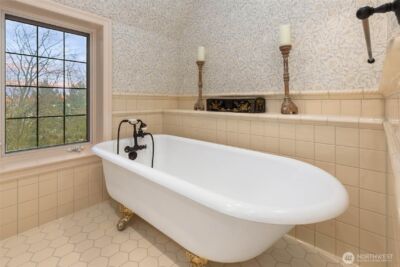 300 Maiden Lane E, Seattle, WA 98112 - Photo 34