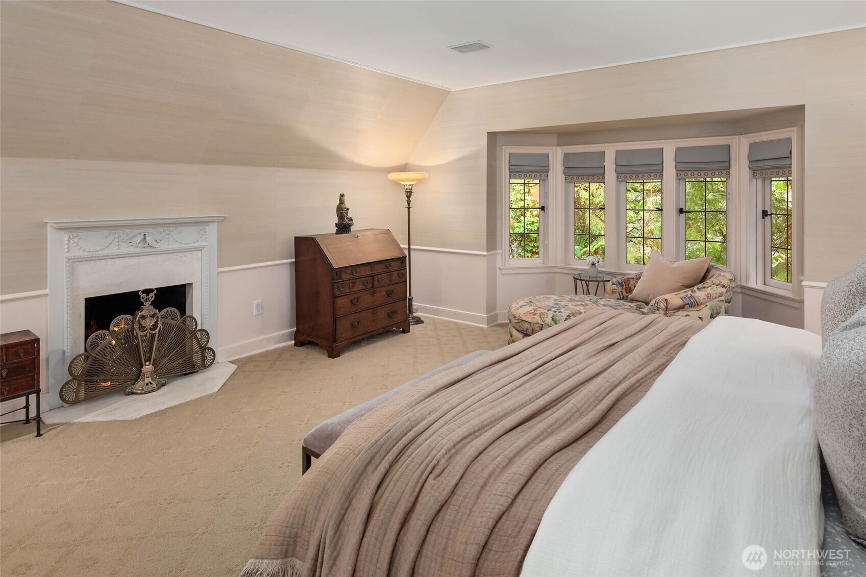 300 Maiden Lane E, Seattle, WA 98112