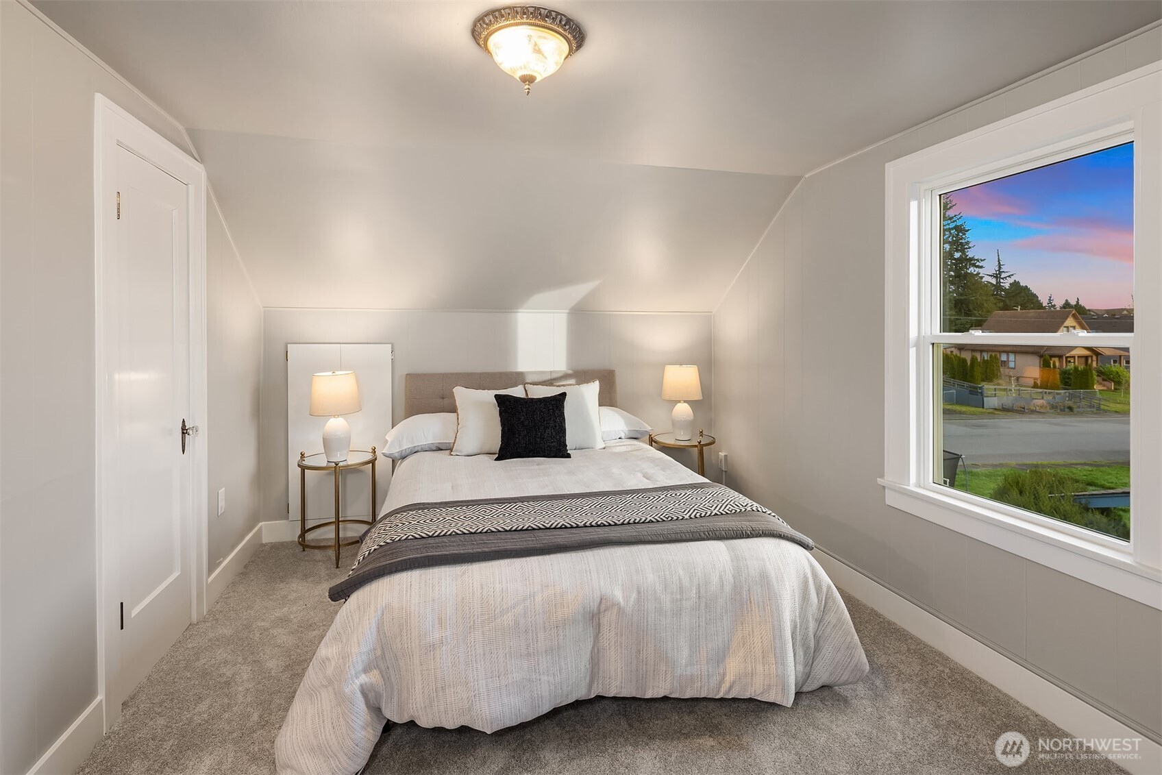 2002 State Street #C, Everett, WA 98201