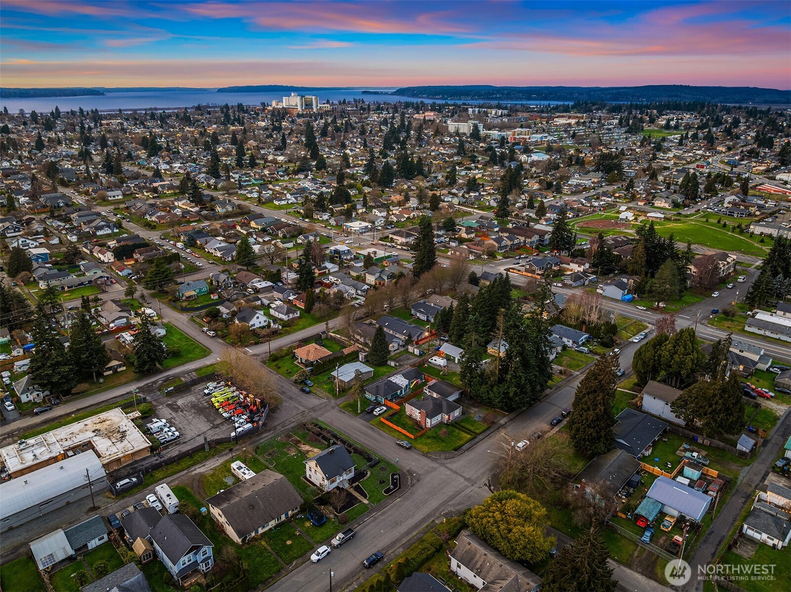 2002 State Street #C, Everett, WA 98201