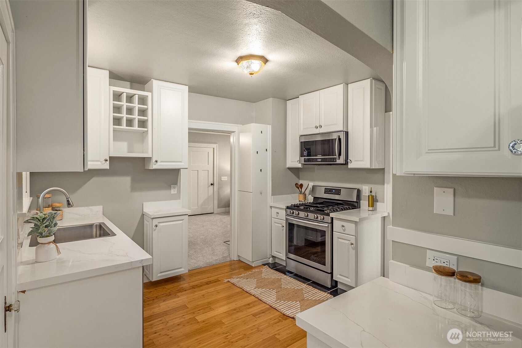 2002 State Street #C, Everett, WA 98201