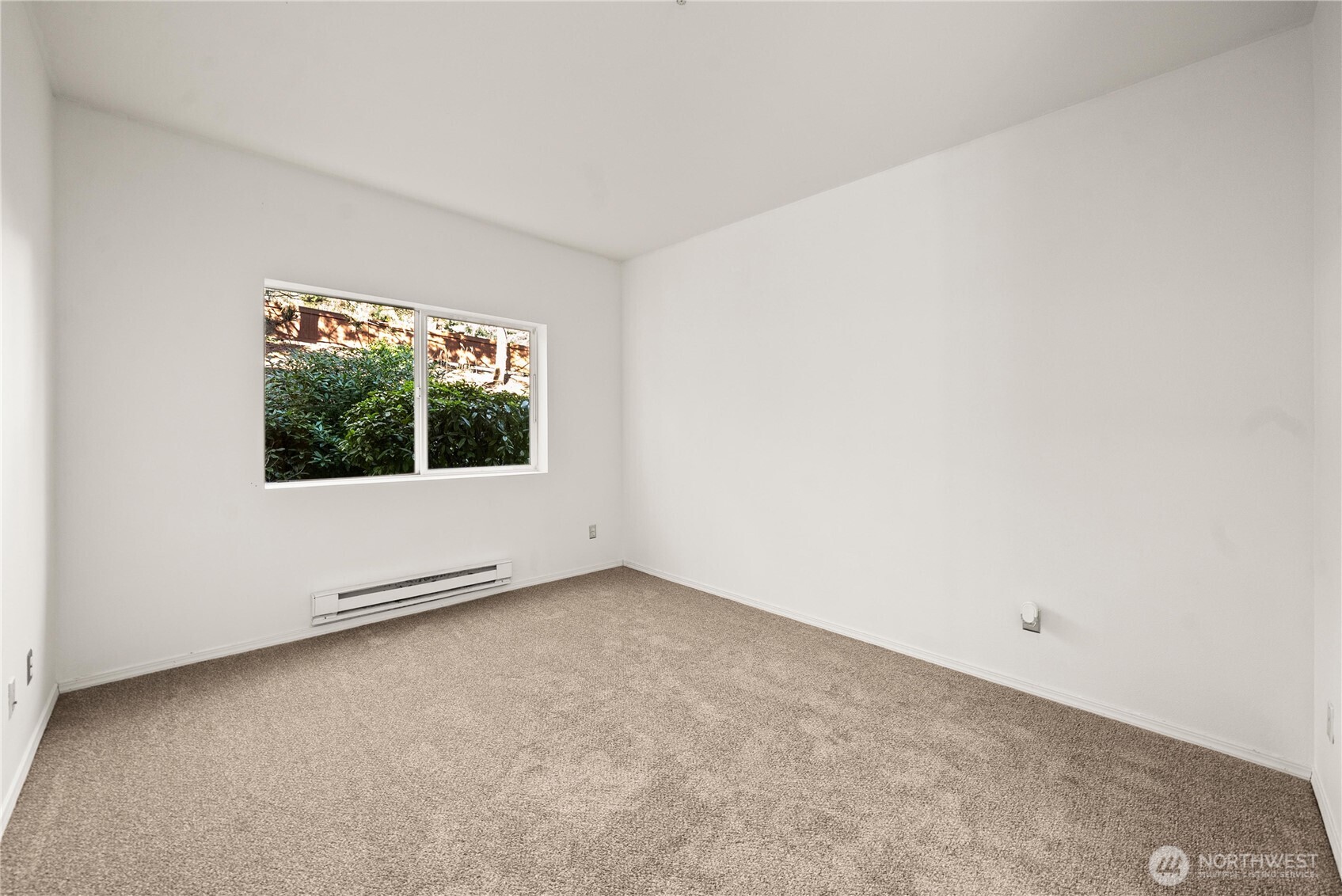 4020 S 222nd Place #101, Kent, WA 98032-8442