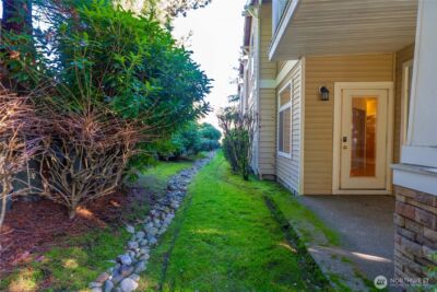 4020 S 222nd Place #101, Kent, WA 98032-8442 - Photo 28