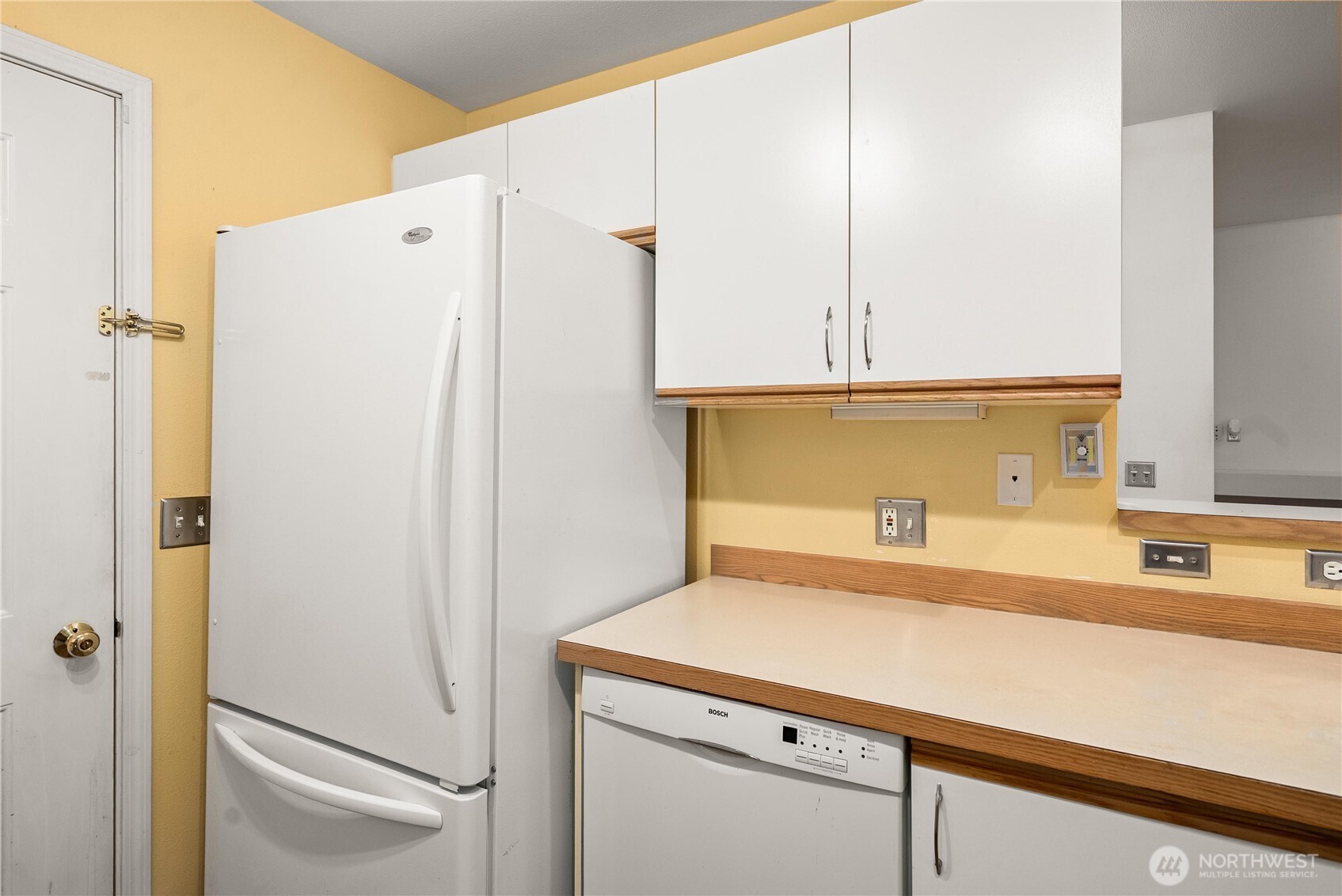 4020 S 222nd Place #101, Kent, WA 98032-8442