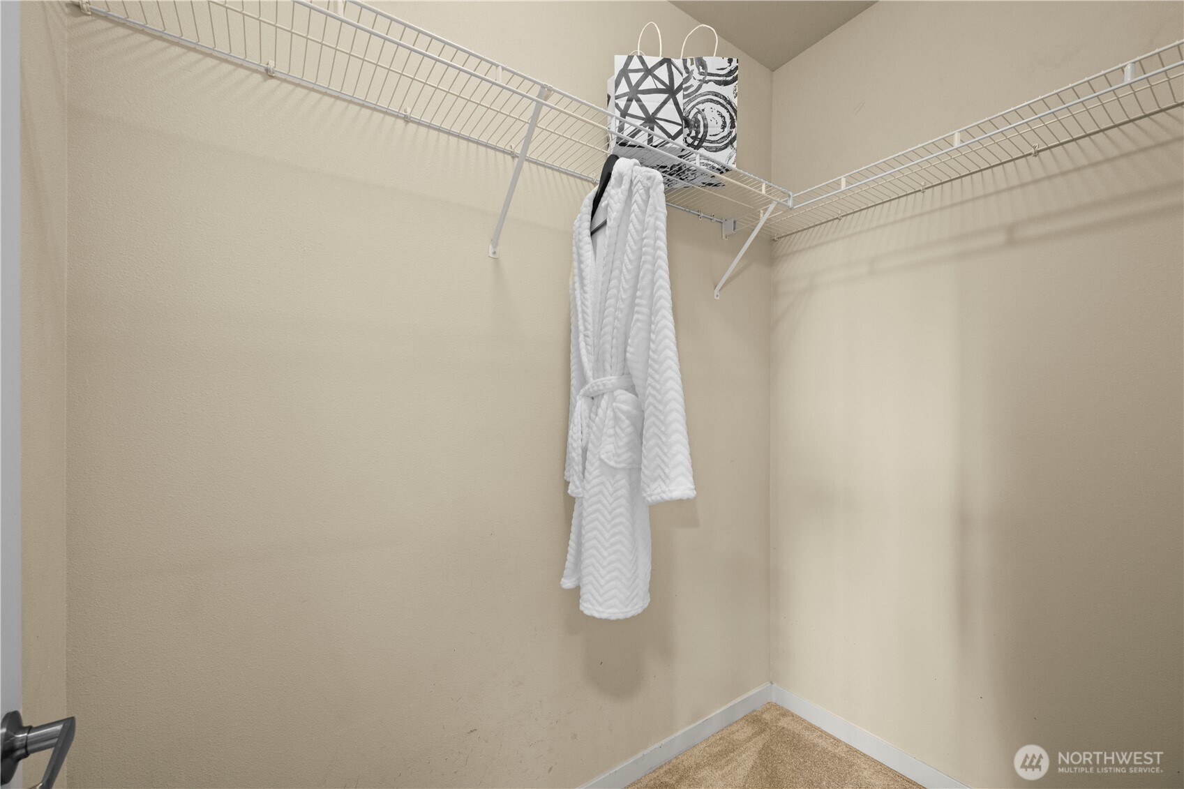 4309 Issaquah Pine Lake Road SE #112, Sammamish, WA 98075